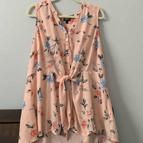 torrid Tops - Torrid. Size 2. Sleeveless tie-front blouse. Pink with floral print.